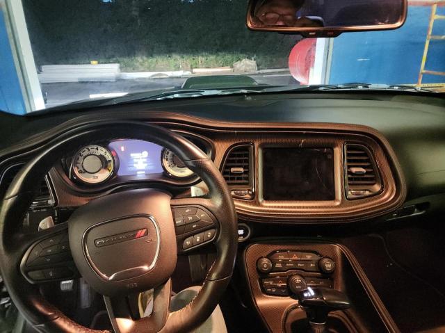 2C3CDZFJ7LH184816 - 2020 DODGE CHALLENGER R/T SCAT PACK GREEN photo 9