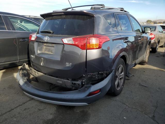 JTMRFREV9FD163374 - 2015 TOYOTA RAV4 XLE GRAY photo 3