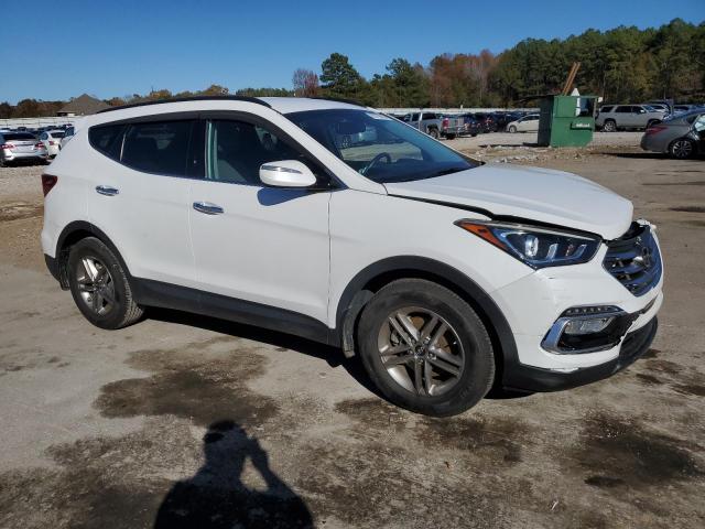 5NMZU3LB3HH001505 - 2017 HYUNDAI SANTA FE S WHITE photo 4