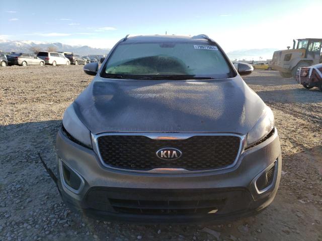 5XYPGDA59JG372931 - 2018 KIA SORENTO LX GRAY photo 5