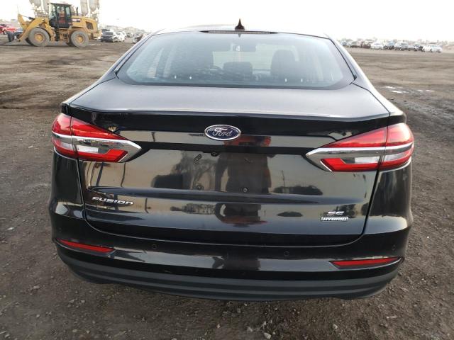 3FA6P0LUXLR247735 - 2020 FORD FUSION SE BLACK photo 6