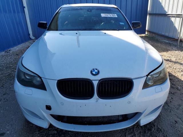 WBSNB93559CX10995 - 2009 BMW M5 WHITE photo 5