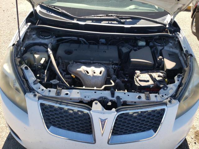 5Y2SP6E04AZ418980 - 2010 PONTIAC VIBE WHITE photo 11