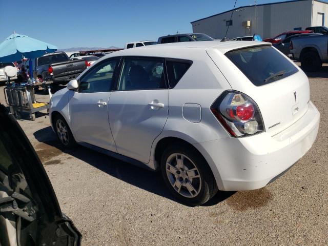 5Y2SP6E04AZ418980 - 2010 PONTIAC VIBE WHITE photo 2