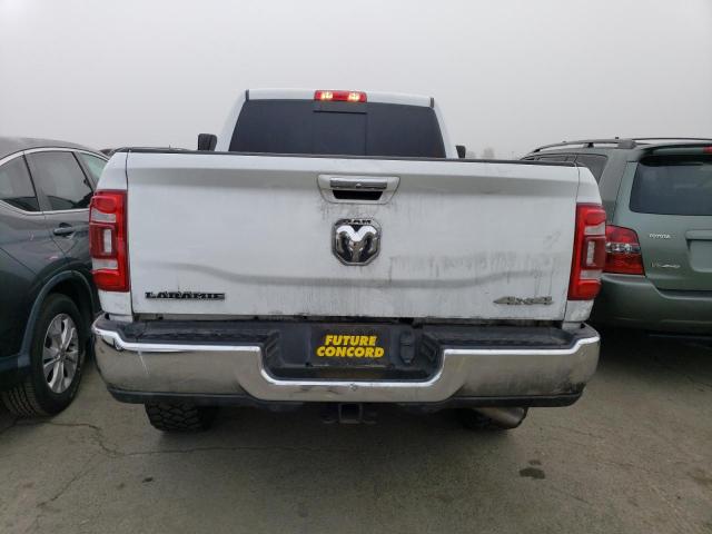 3C6UR5FL4MG570680 - 2021 RAM 2500 LARAMIE WHITE photo 6