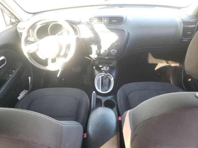 KNDJN2A2XK7685037 - 2019 KIA SOUL SILVER photo 8