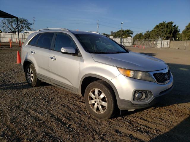 5XYKT4A61CG209661 - 2012 KIA SORENTO BASE SILVER photo 4