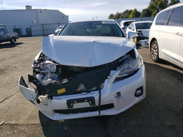 JTHKD5BH2C2106163 - 2012 LEXUS CT 200 WHITE photo 5