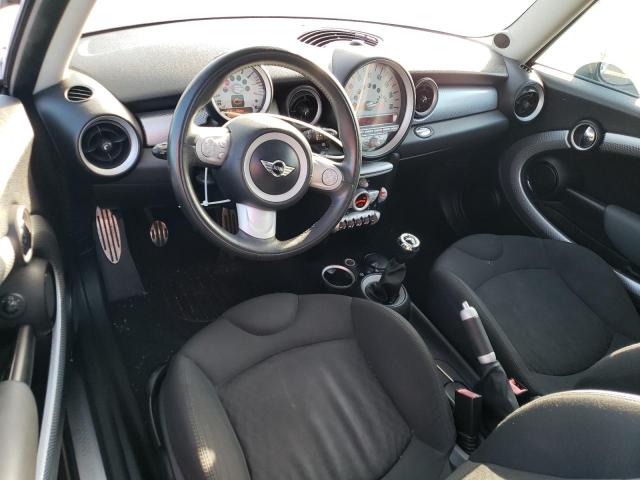 WMWMM33599TP72701 - 2009 MINI COOPER S CLUBMAN BLACK photo 8