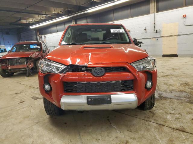 JTEBU5JR3J5600034 - 2018 TOYOTA 4RUNNER SR5/SR5 PREMIUM RED photo 5