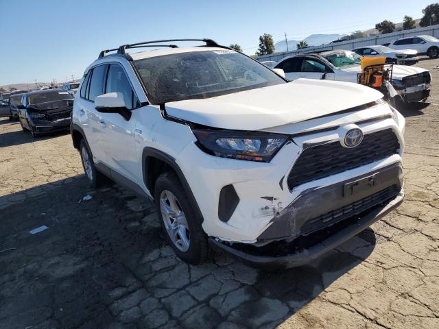 JTMMWRFV6LD069571 - 2020 TOYOTA RAV4 LE WHITE photo 4