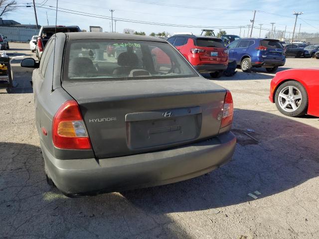 KMHCG45CX2U319383 - 2002 HYUNDAI ACCENT GL GRAY photo 6