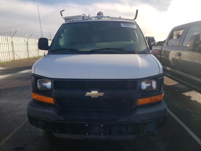 1GCWGFCA8D1149141 - 2013 CHEVROLET EXPRESS G2 WHITE photo 5