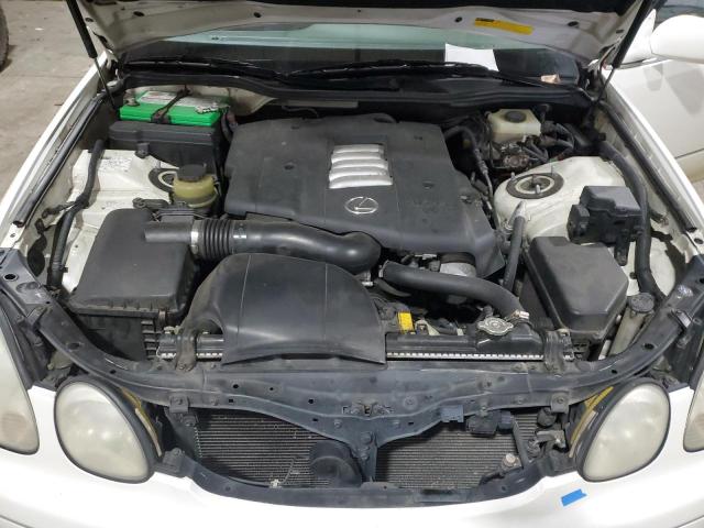 JT8BH68X4W0008065 - 1998 LEXUS GS 400 WHITE photo 11