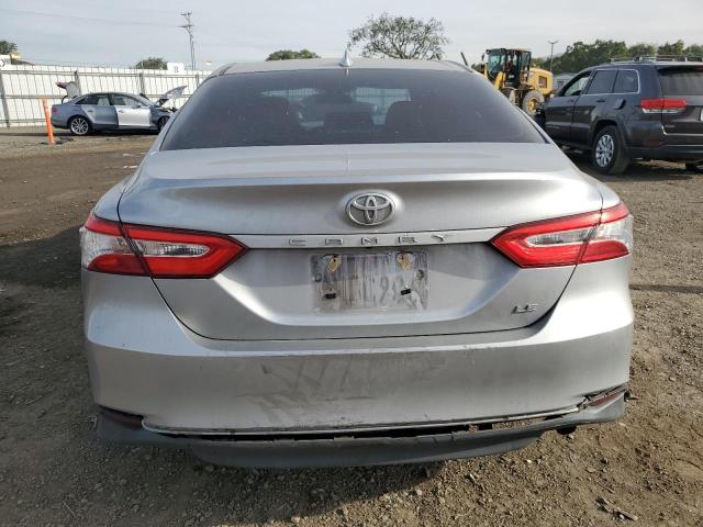 4T1C11AK3LU877770 - 2020 TOYOTA CAMRY LE SILVER photo 6