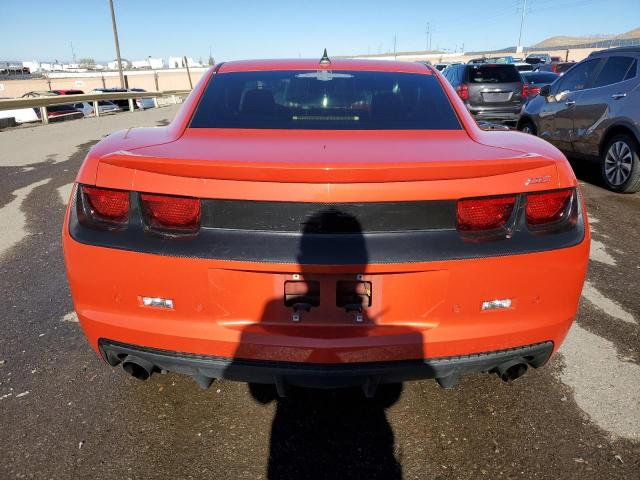 2G1FK1EJ7A9197969 - 2010 CHEVROLET CAMARO SS ORANGE photo 6