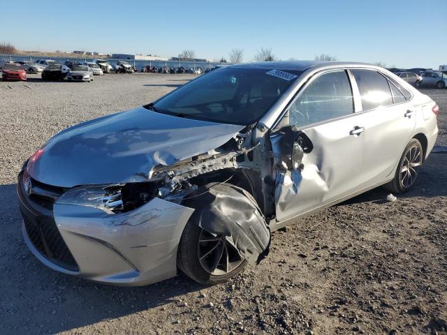 4T1BF1FK7FU887213 - 2015 TOYOTA CAMRY LE SILVER photo 1