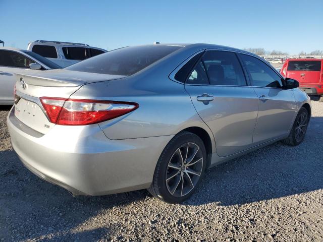 4T1BF1FK7FU887213 - 2015 TOYOTA CAMRY LE SILVER photo 3