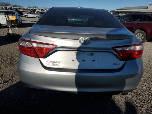 4T1BF1FK7FU887213 - 2015 TOYOTA CAMRY LE SILVER photo 6