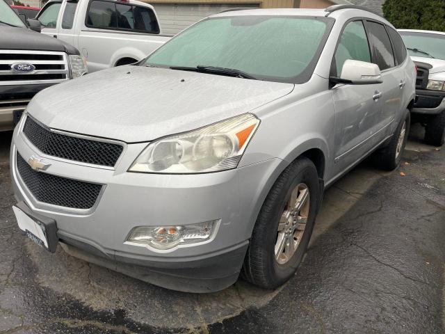 1GNLVGED8AS106129 - 2010 CHEVROLET TRAVERSE LT SILVER photo 2