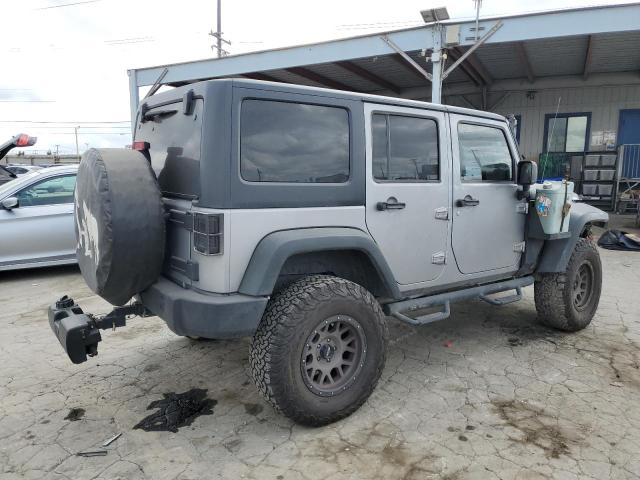 1C4BJWDG1FL722276 - 2015 JEEP WRANGLER U SPORT SILVER photo 3