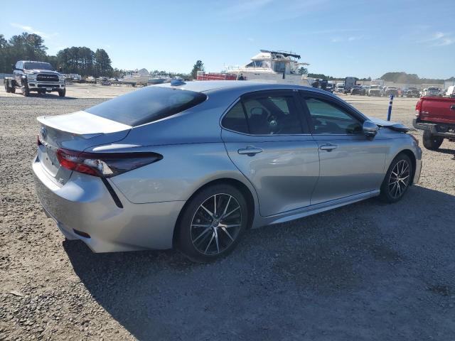 4T1S31AK3RU075525 - 2024 TOYOTA CAMRY SE NIGHT SHADE SILVER photo 3