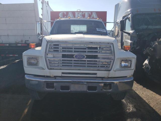 1FDPK74C3NVA24935 - 1992 FORD F700 F WHITE photo 5