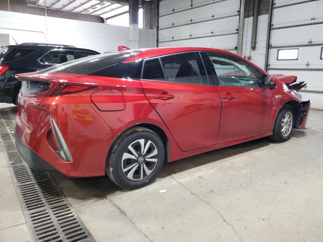 JTDKARFP7J3081030 - 2018 TOYOTA PRIUS PRIM RED photo 3