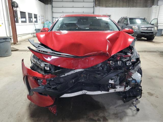 JTDKARFP7J3081030 - 2018 TOYOTA PRIUS PRIM RED photo 5