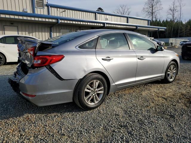 5NPE24AF6HH490727 - 2017 HYUNDAI SONATA SE SILVER photo 3