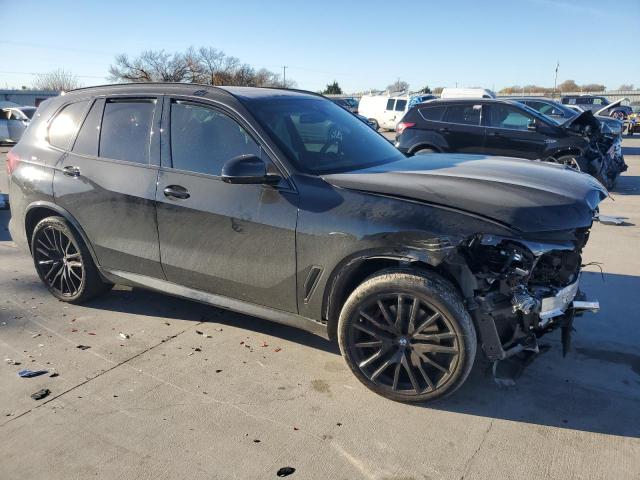 5UXCR6C07M9F48887 - 2021 BMW X5 XDRIVE40I BLACK photo 4