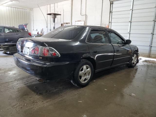 1HGCG1655XA022681 - 1999 HONDA ACCORD EX BLACK photo 3