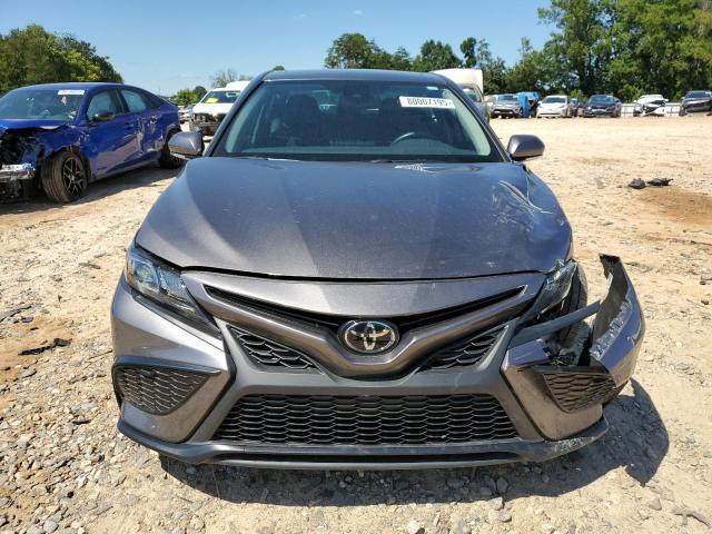 4T1T11AK1RU907681 - 2024 TOYOTA CAMRY SE NIGHT SHADE GRAY photo 5