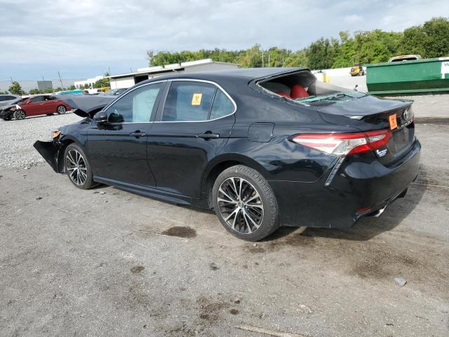 4T1B11HKXJU057880 - 2018 TOYOTA CAMRY L BLACK photo 2