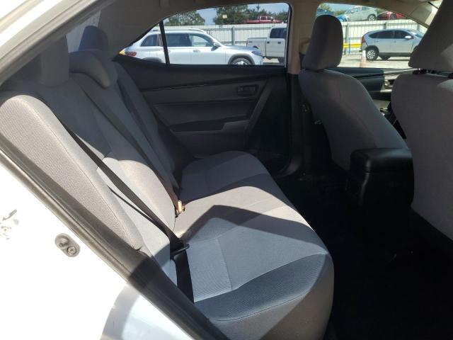 5YFBURHE4JP830408 - 2018 TOYOTA COROLLA L WHITE photo 10