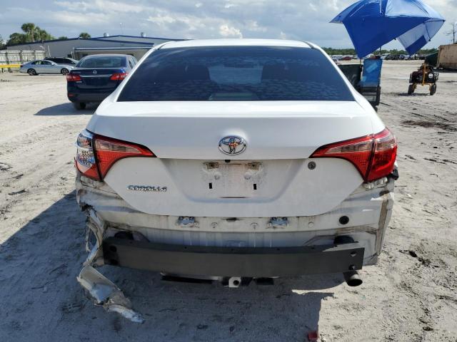 5YFBURHE4JP830408 - 2018 TOYOTA COROLLA L WHITE photo 6