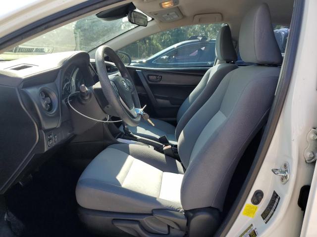 5YFBURHE4JP830408 - 2018 TOYOTA COROLLA L WHITE photo 7