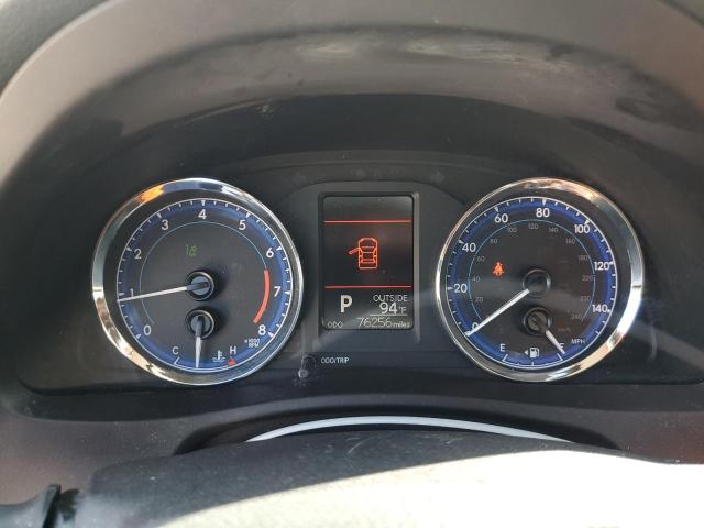 5YFBURHE4JP830408 - 2018 TOYOTA COROLLA L WHITE photo 9