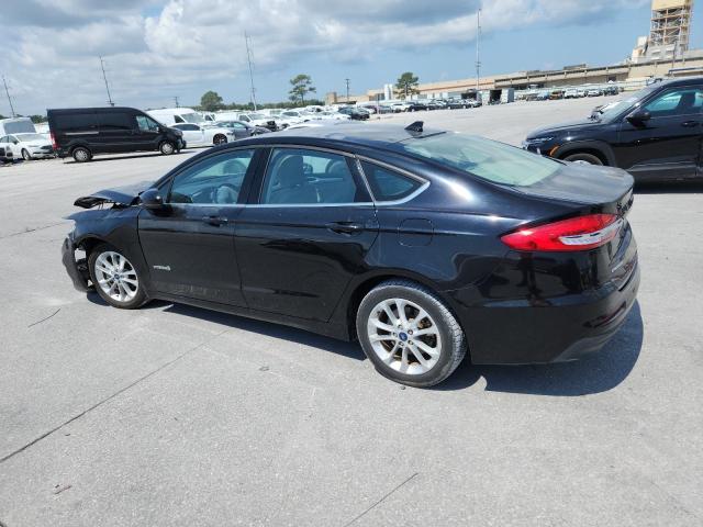 3FA6P0LU6KR100763 - 2019 FORD FUSION SE BLACK photo 2