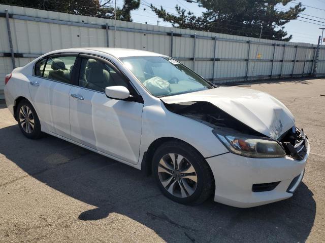 1HGCR2F32DA051341 - 2013 HONDA ACCORD LX 白色 照片 4