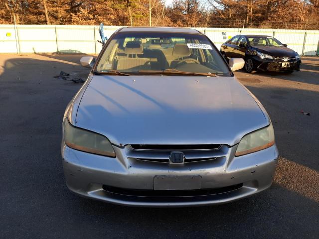 1HGCG6678WA143525 - 1998 HONDA ACCORD EX SILVER photo 5