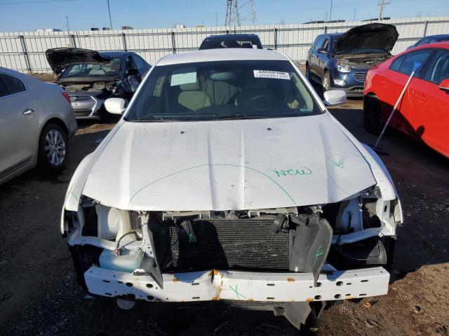 2C3CA4CG4BH526337 - 2011 CHRYSLER 300 WHITE photo 5