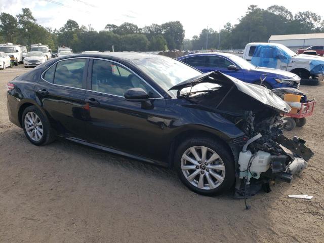 4T1B11HK8JU069753 - 2018 TOYOTA CAMRY L BLACK photo 4