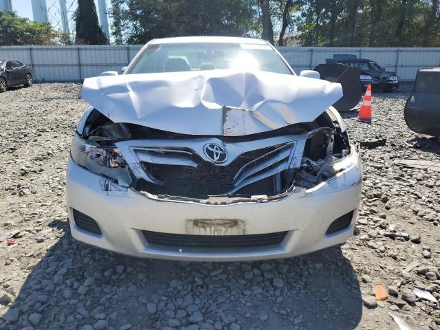 4T1BF3EK2AU031601 - 2010 TOYOTA CAMRY BASE 银色 照片 5