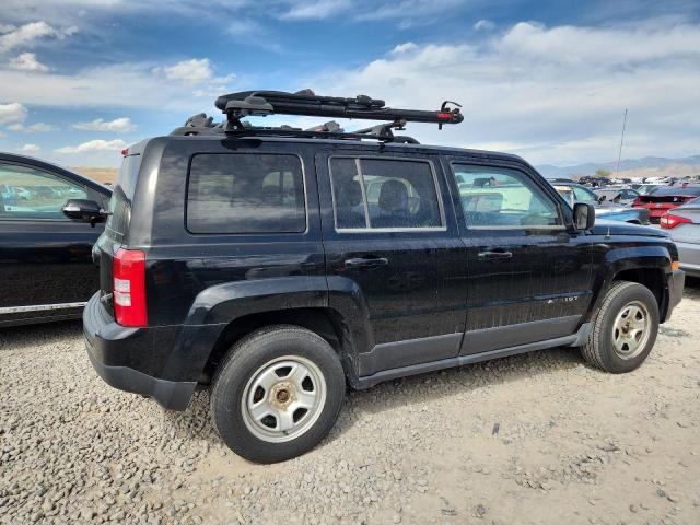 1C4NJRBB1ED523338 - 2014 JEEP PATRIOT SPORT BLACK photo 3