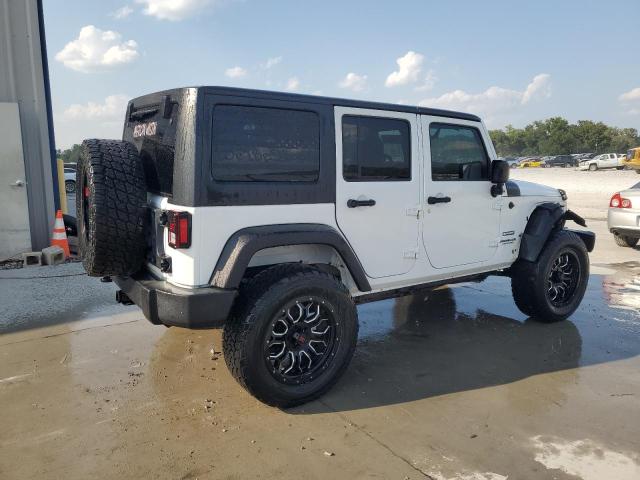 1C4BJWDG1GL301336 - 2016 JEEP WRANGLER U SPORT أبيض صورة 3