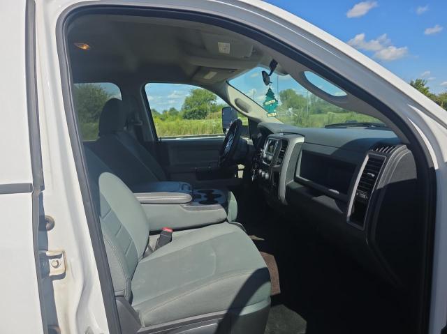 3C63RRGL7GG176256 - 2016 RAM 3500 ST WHITE photo 5