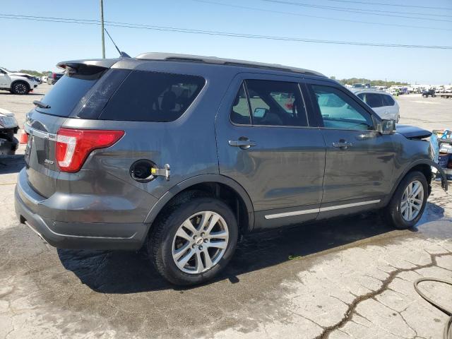 1FM5K8D89JGA44517 - 2018 FORD EXPLORER XLT GRAY photo 3