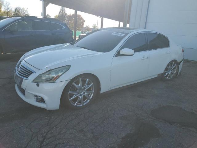 2011 INFINITI G37, 