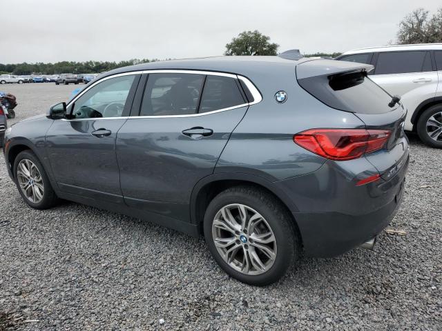 WBXYJ5C31JEF72062 - 2018 BMW X2 XDRIVE28I GRAY photo 2